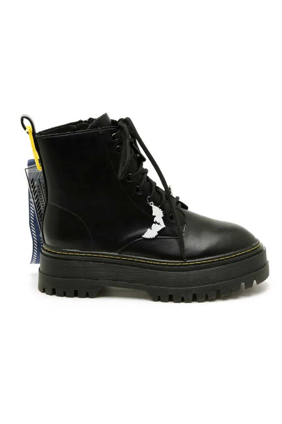 Black chunky faux leather ankle boots | MET BOOTS
