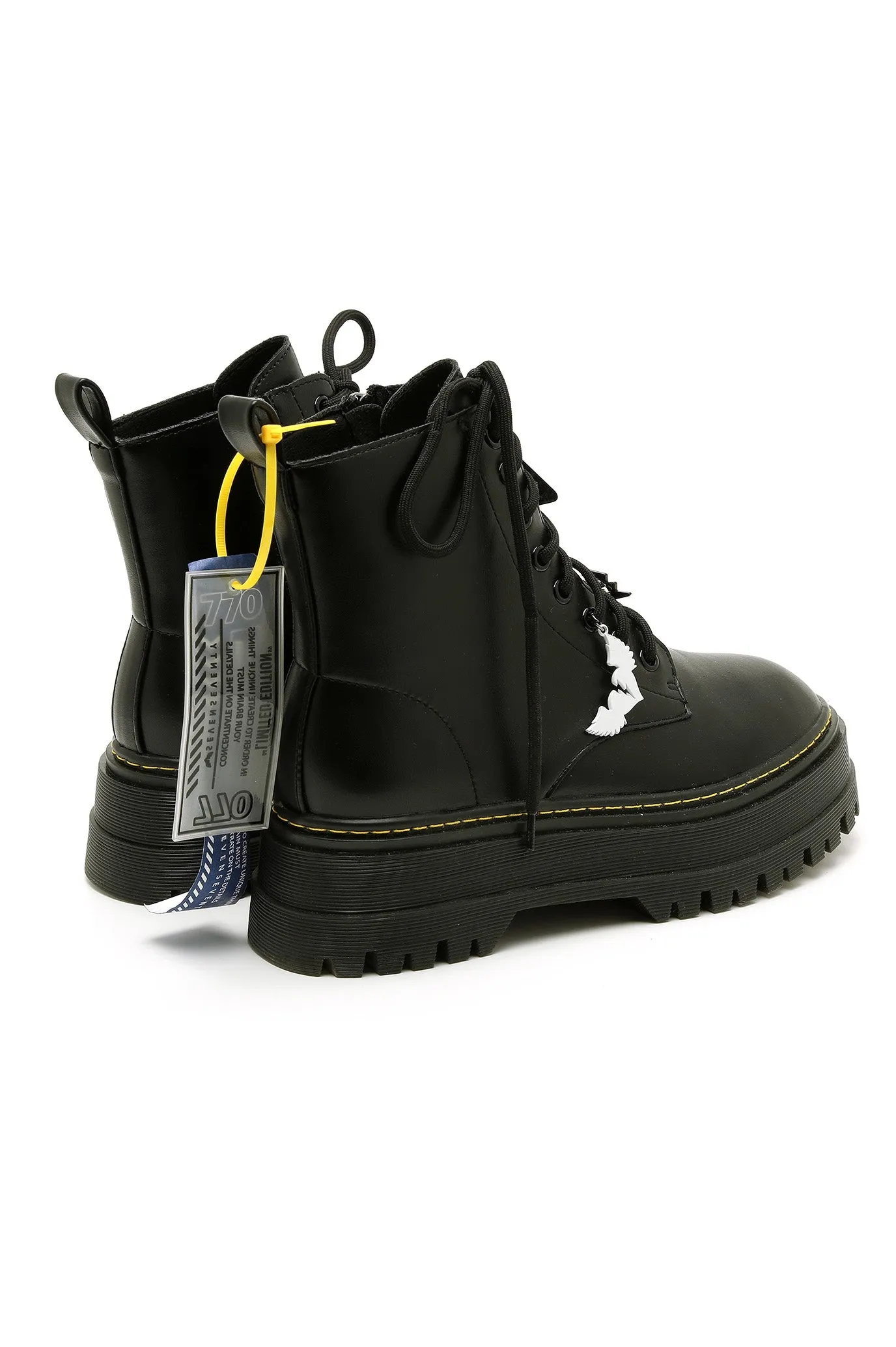 Black chunky faux leather ankle boots | MET BOOTS