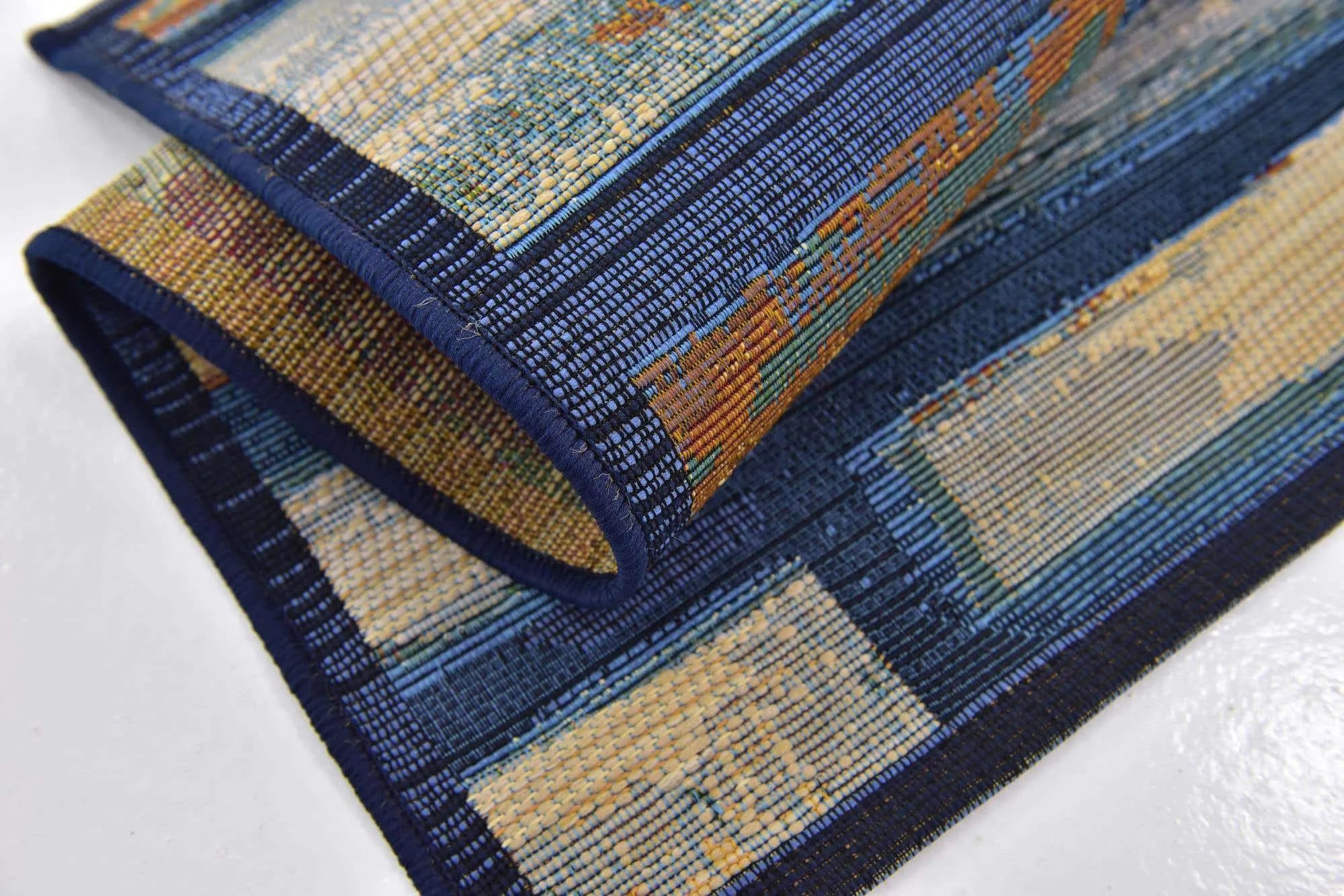 Outdoor Cubed Rug