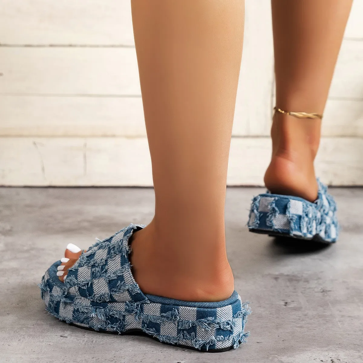 "Plaid Time" Platform Sandals