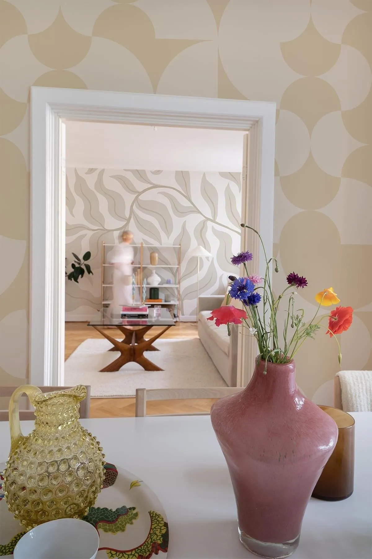 Retro Geometric Pale Yellow