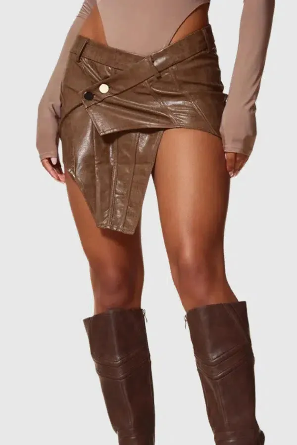 Rita – Bold hemline – Asymmetrical faux leather mini skirt