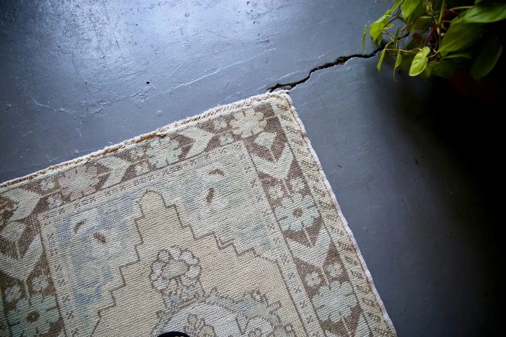 Vintage Faded Anatolian Turkish Runner Rug 3.2ftx10ft