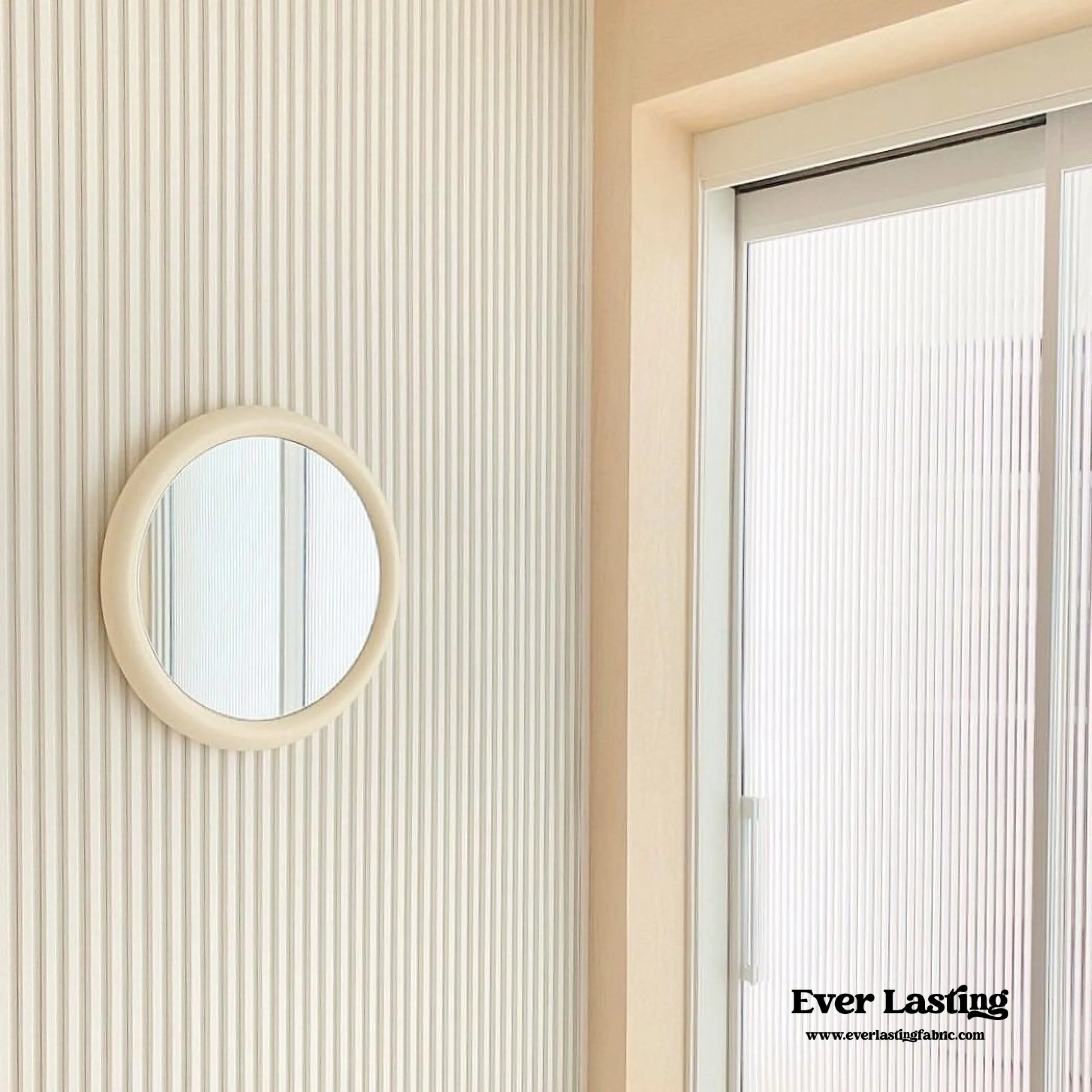 Wooden Circle Mirror / Yellow